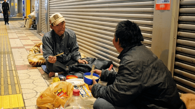 Japão registra menor número de moradores de rua desde início da série histórica