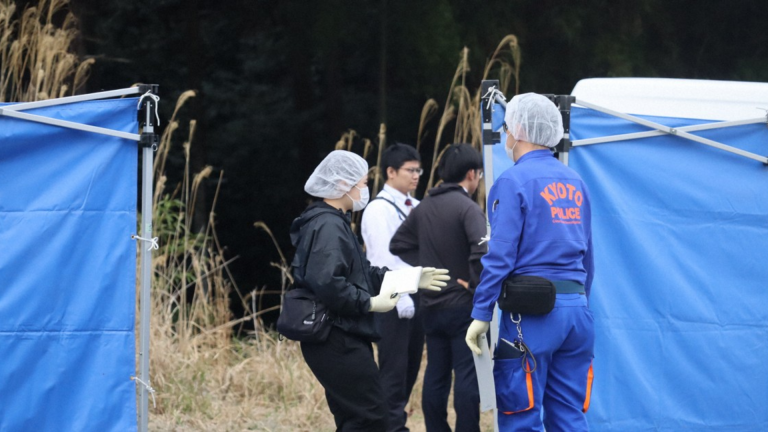 Homem &eacute; preso suspeito de matar o filho de 11 anos em Kyoto por estrangulamento