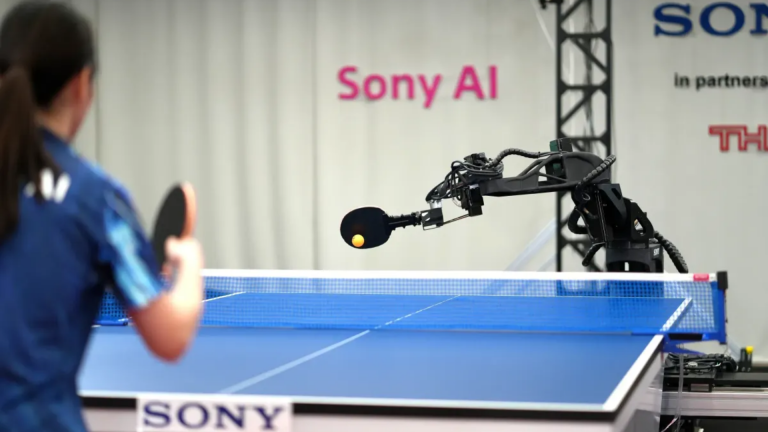 Rob&ocirc; da Sony desafia jogadores de elite no t&ecirc;nis de mesa e impressiona cientistas japoneses